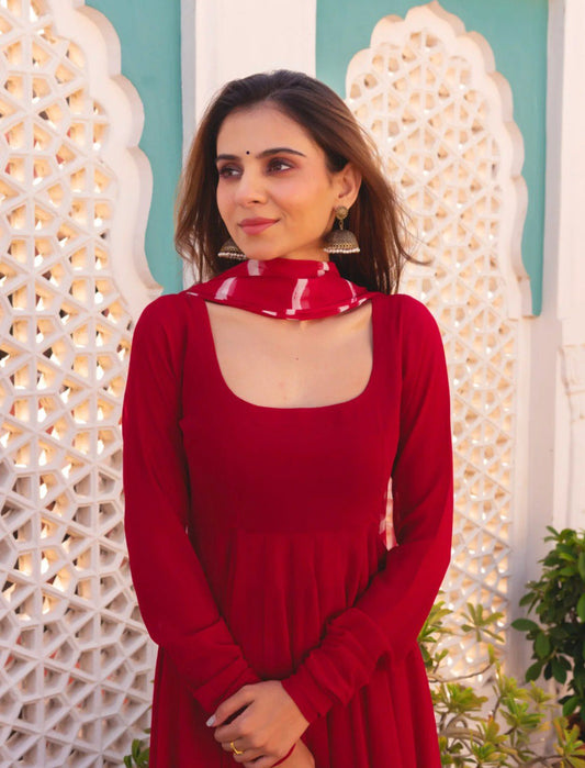 Designer Red gown With Dupataa