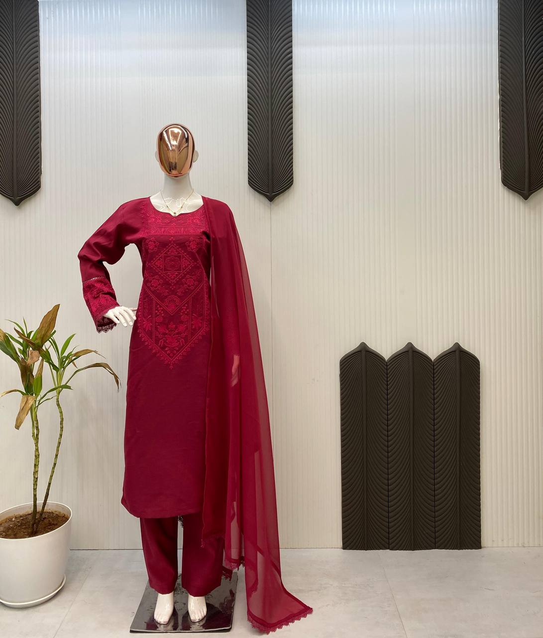 Elegant Roman Silk Suit Ensemble