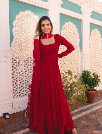 Designer Red gown With Dupataa